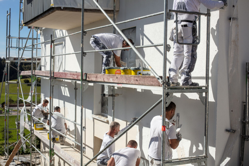 Immendorf-Gebäude-Anstrich